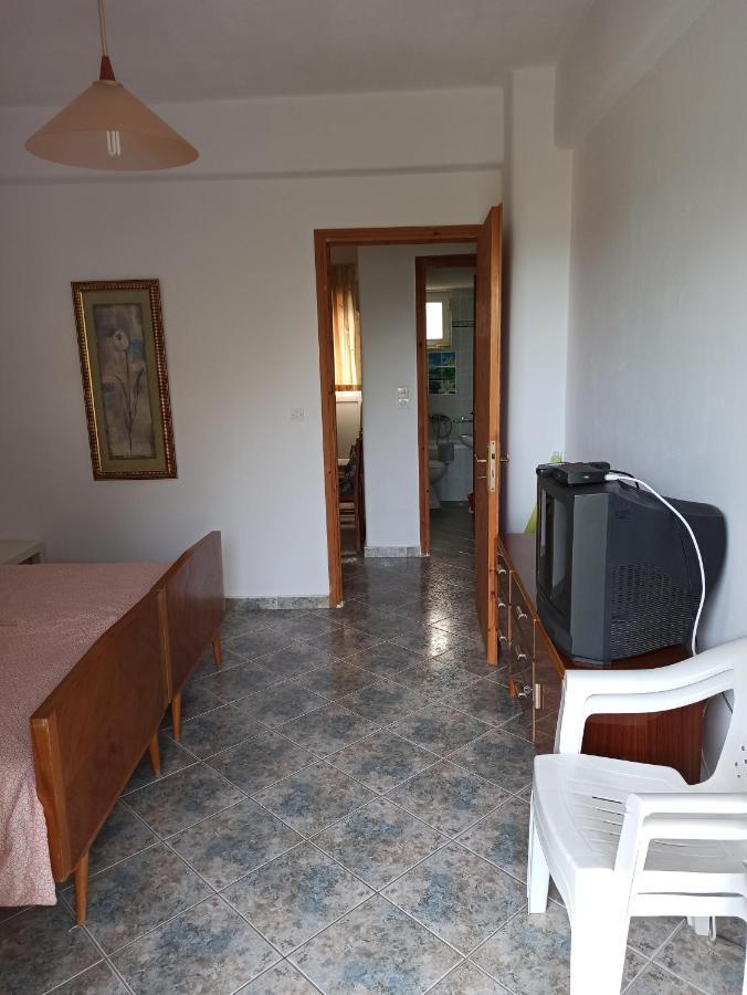 Anastasia - Efthimios Apartments Agios Konstantinos  Екстер'єр фото
