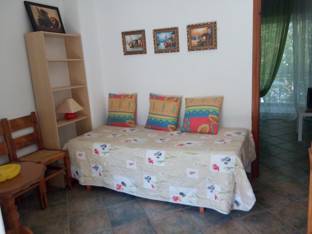 Anastasia - Efthimios Apartments Agios Konstantinos  Екстер'єр фото